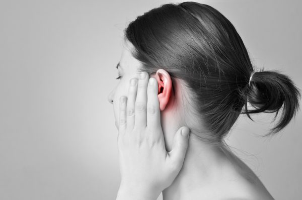 妊娠中の耳つまり原因は耳管開放症です